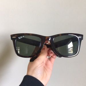 Polarized Ray Ban Wayfarer Sunglasses